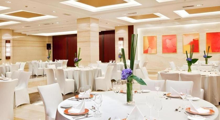 Crowne Plaza Shanghai Pudong By Ihg Esterno foto