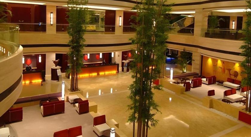 Crowne Plaza Shanghai Pudong By Ihg Esterno foto