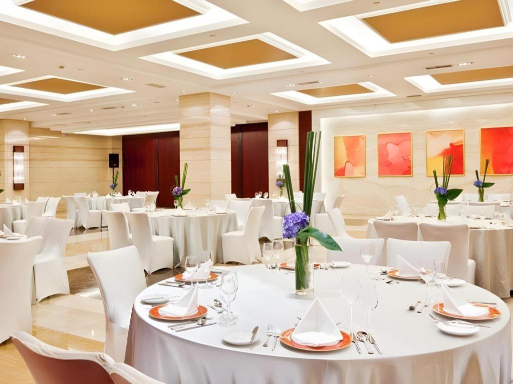 Crowne Plaza Shanghai Pudong By Ihg Esterno foto